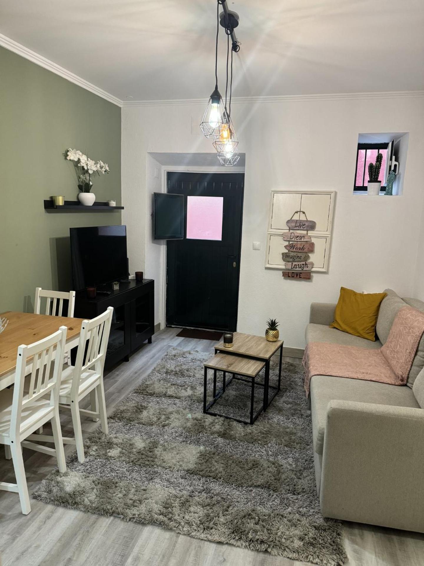 Quiet Street Alfama Apartment Lisbon Luaran gambar
